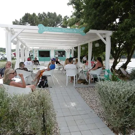Casa Istria Al Mare 1 3*