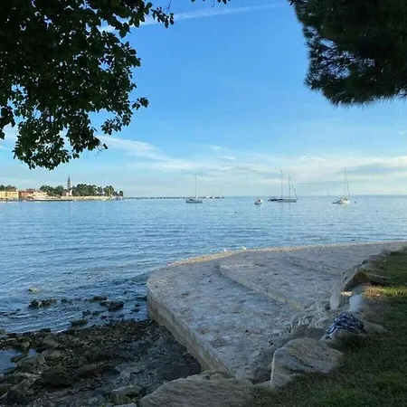 Casa Istria Al Mare 1 호텔 Karpinjan